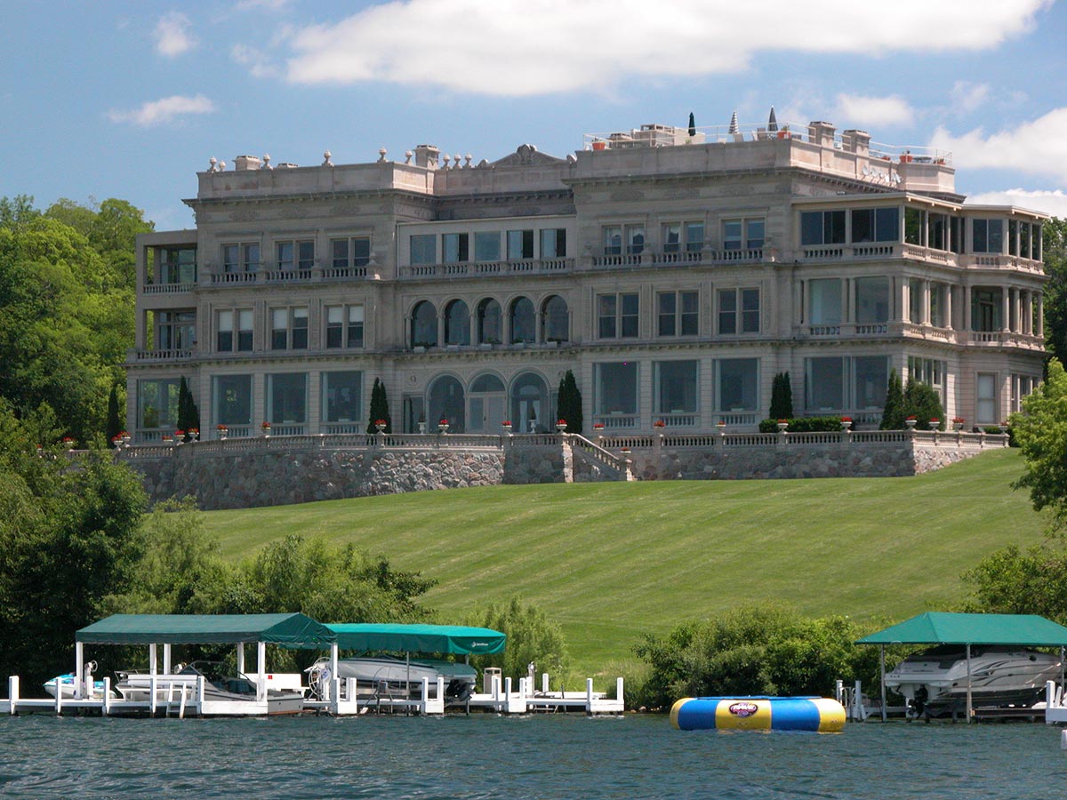 Mansion on Lake Geneva, Wisconsin: Younglands (Stone Manor)
