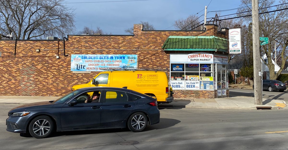 Christiano's Super Market in Racine, Wisconsin, February 27, 2006